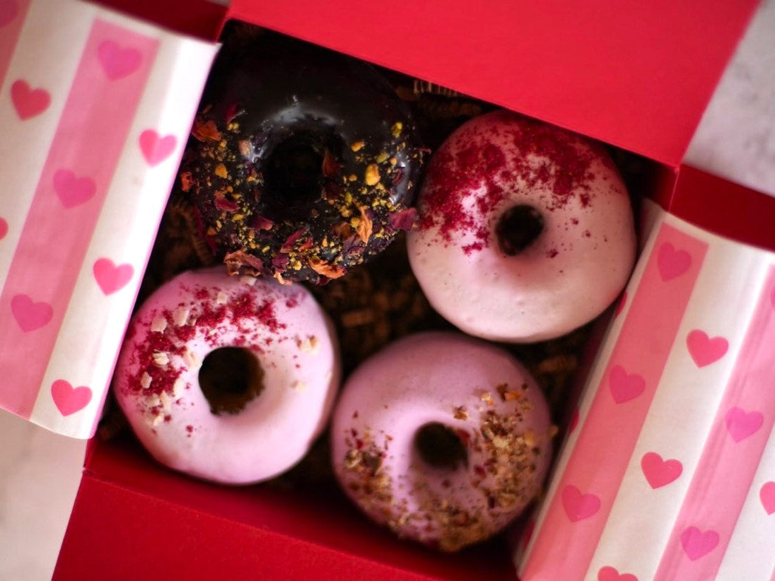 CANINE Valentine's Box 🐾 Grain-Free Le Donut